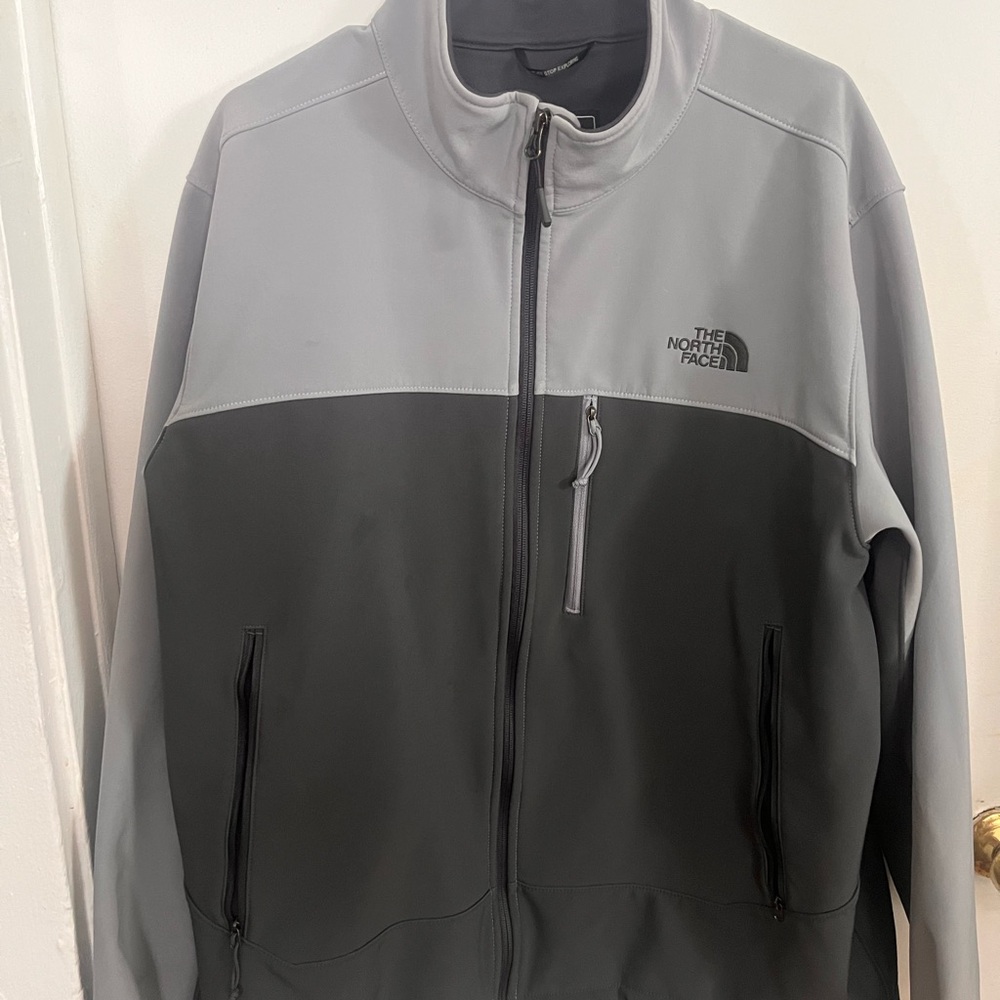 The North Face Men's Two-Tone Gray Performance Jacket